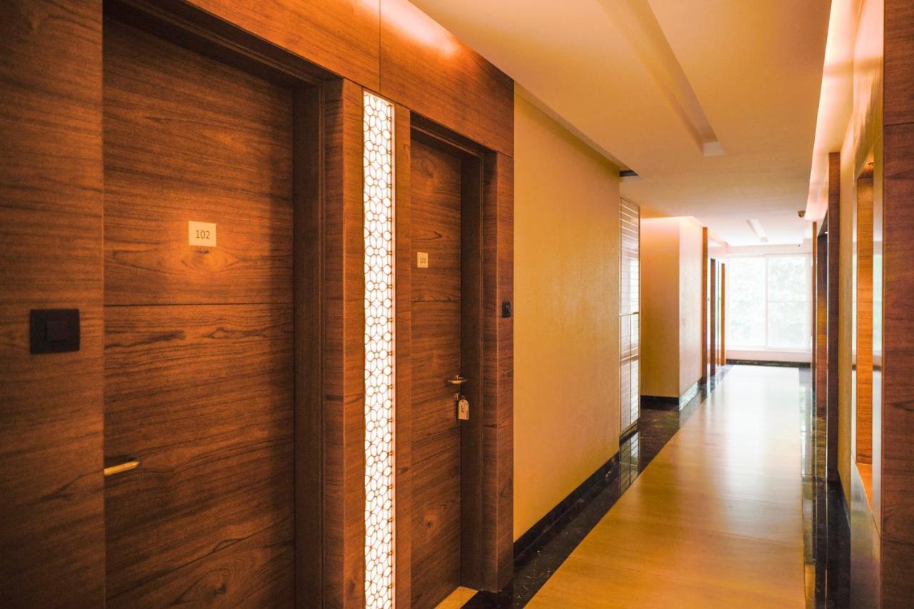 The Atithi Niwas Hotel Indore Exterior photo